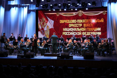 Образцово-показательный оркестр Росгвардии выступил с концертами в Ростовской области