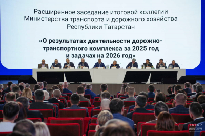 Ханифов: &laquo;Наша головная боль &ndash; нормативное состояние региональных автодорог&raquo;