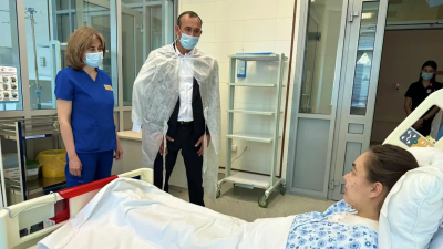 Глава Тукаевского района посетил пострадавших от БПЛА в больнице