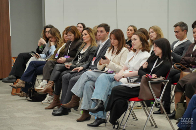 Немотивированность молодежи, влияние ИИ и открытость: как меняется медиасфера Татарстана