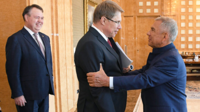 Рустам Минниханов и министр здравоохранения РФ Мурашко обсудили ключевые вопросы медицины в регионе 01/04/2026 &ndash; Новости