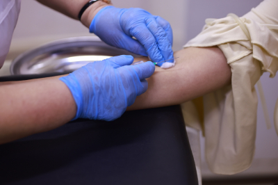 Глава ВОЗ прогнозирует успех мРНК-вакцины от рака и ВИЧ