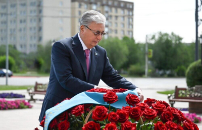 Храбрая дочь казахского народа - Токаев почтил память Алии Молдагуловой