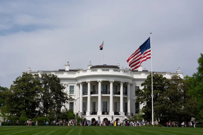 Белый дом заявил о недовольстве Трампа главой республиканцев в сенате Тьюном