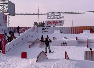 В Екатеринбурге наградили 3-летних экстремалов: завершился зимний сезон в крупнейшем сноупарке Урала