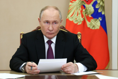 Путин поручил помочь Дагестану и Чечне после удара стихии