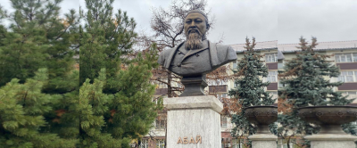 Культурное единство: в Казани открыли бюст Абаю Кунанбаеву