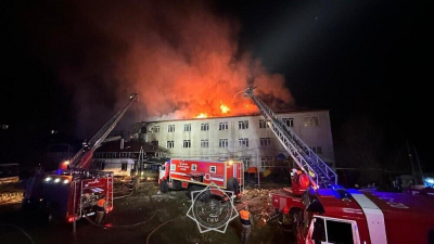 Два крупных пожара тушат в Алматы