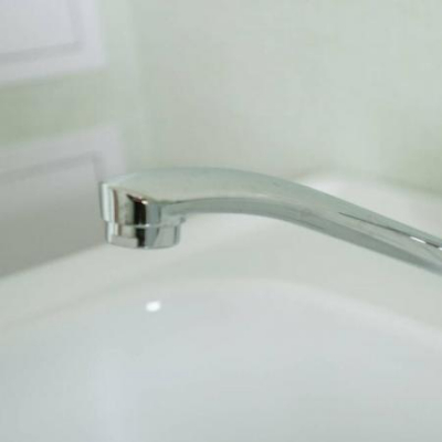 Депутат Госдумы объяснил, почему нельзя отменить отключения горячей воды летом