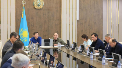 Министр промышленности и строительства встретился с представителями бизнеса и подрядчиками
