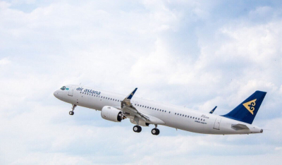 Самолет с трещиной эксплуатирует Air Astana