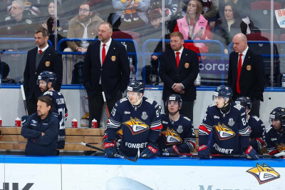 Андрея Разина оштрафовали на 300 тысяч после четертого матча с &laquo;Сибирью&raquo;