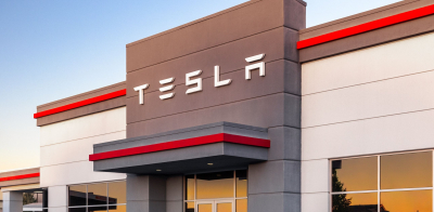 В США расследуют декабрьский отзыв 2 млн машин Tesla