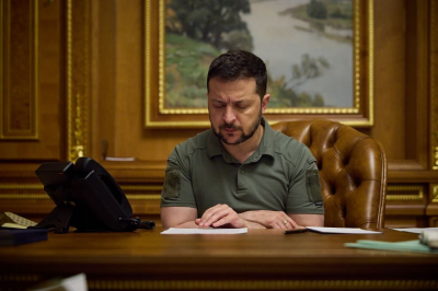 FT: Зеленский едет на саммит ЕС, чтобы требовать предоставления помощи Киеву