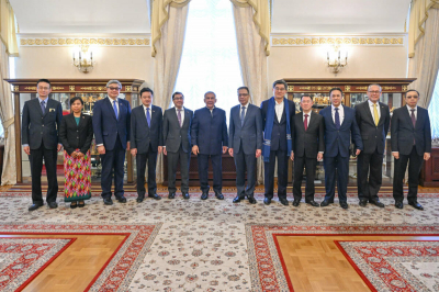 Минниханов встретился с делегацией дипломатических миссий иностранных государств в России