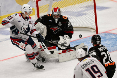 &laquo;Волки&raquo; огрызнулись в Омске, а Квартальнов не оставил шансов &laquo;Динамо&raquo;: обзор дня плей-офф