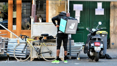 Deliveroo подорожала после отчета о возобновлении роста выручки